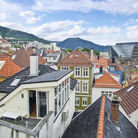 Knosesmauet Penthouse With Balcony Bergen