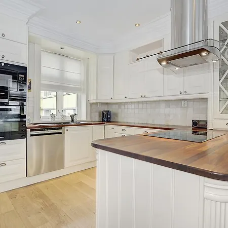 Knosesmauet Penthouse With Balcony Apartment *