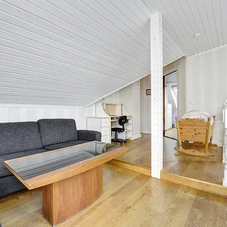 Knosesmauet Penthouse With Balcony * برغن